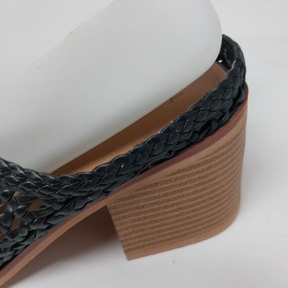 NWOT.  BLACK OPEN WEAVE HEELED CLOGS. SIZE 11 WOMEN'S. - Picture 7 of 11